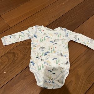 Burt’s Bees Onesie - Sz NB